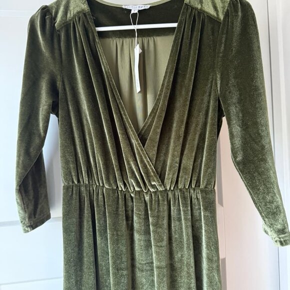 Baltic-born olive green velvet maxi dress - Picture 2 of 2